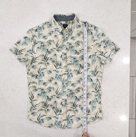 J.Crew Men Button Down Shirt Tropical Tan Green Short Sleeve Lightweight Size S - Picture 4 of 8